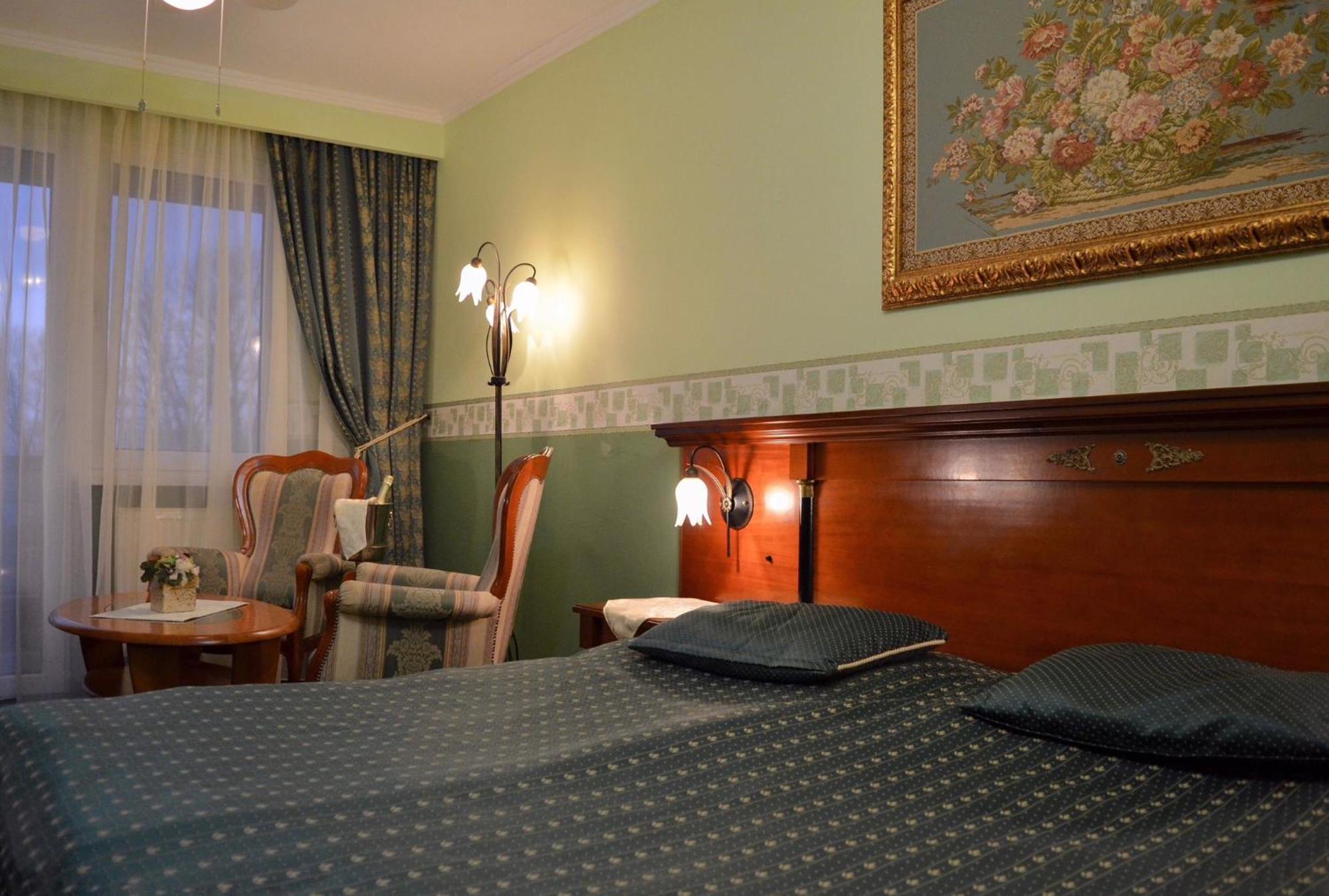 Grand Hotel Residence Boutique Hotel With Privat Wellnes (Adults Only) Piest'any Esterno foto