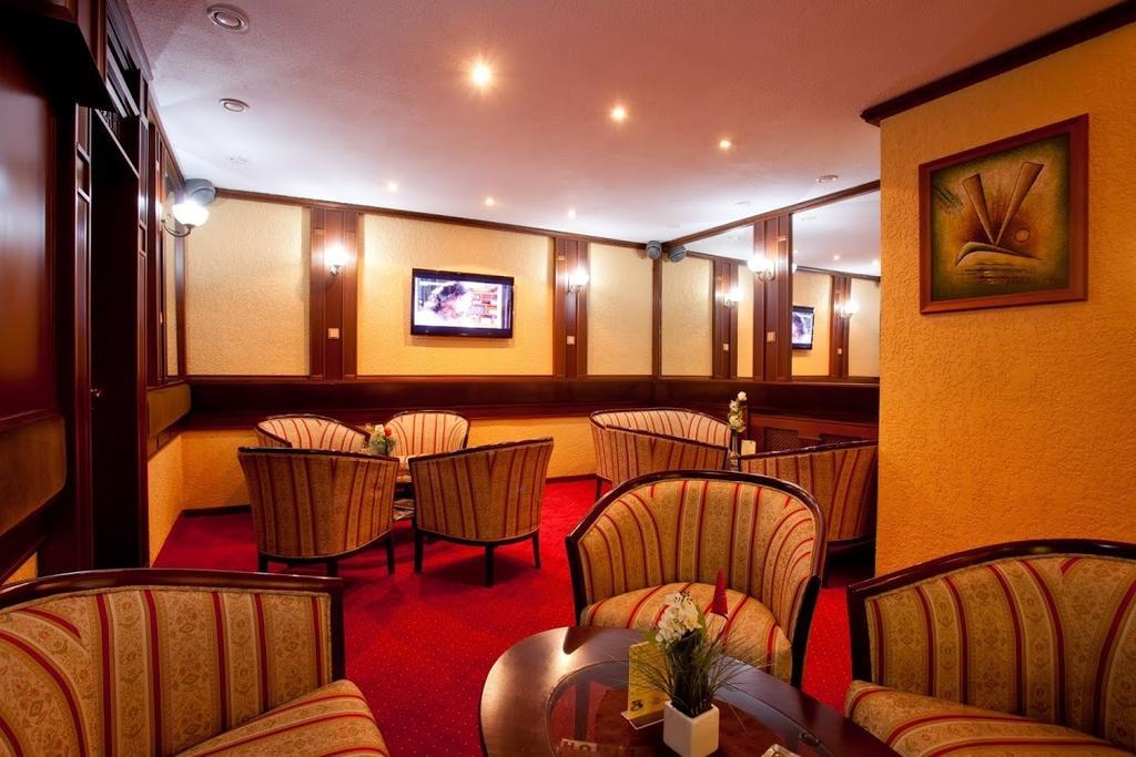 Grand Hotel Residence Boutique Hotel With Privat Wellnes (Adults Only) Piest'any Esterno foto
