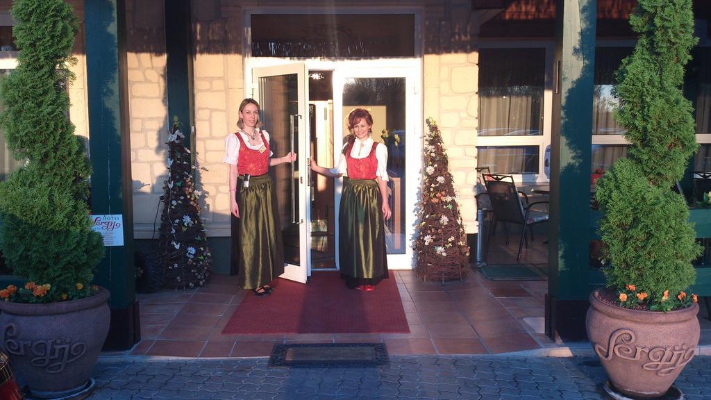 Grand Hotel Residence Boutique Hotel With Privat Wellnes (Adults Only) Piest'any Esterno foto