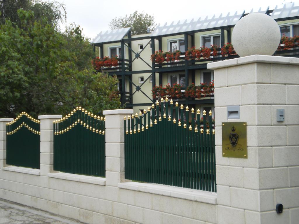 Grand Hotel Residence Boutique Hotel With Privat Wellnes (Adults Only) Piest'any Esterno foto