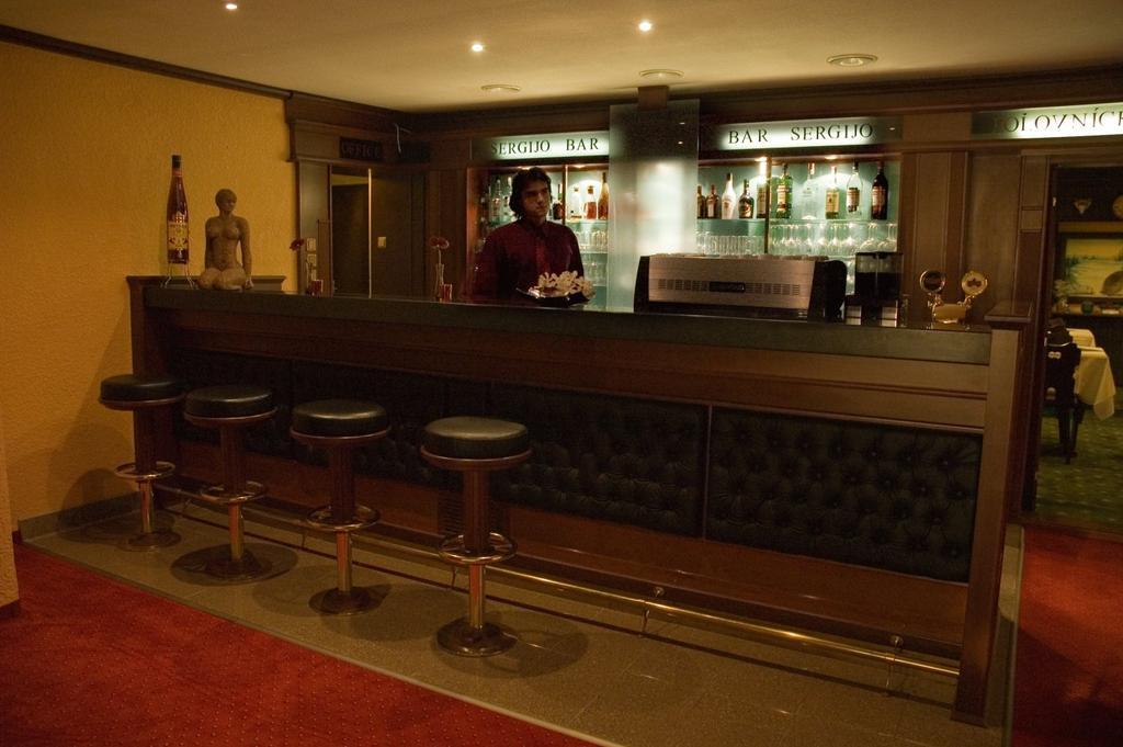 Grand Hotel Residence Boutique Hotel With Privat Wellnes (Adults Only) Piest'any Esterno foto